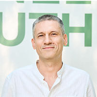 Камінер Ренат