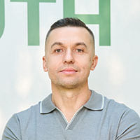 Сіроноженко Віталій